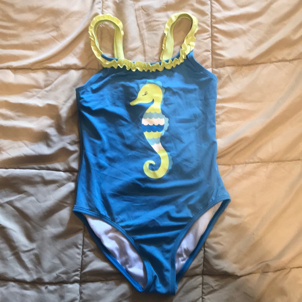 Kids size 8 bathing suit